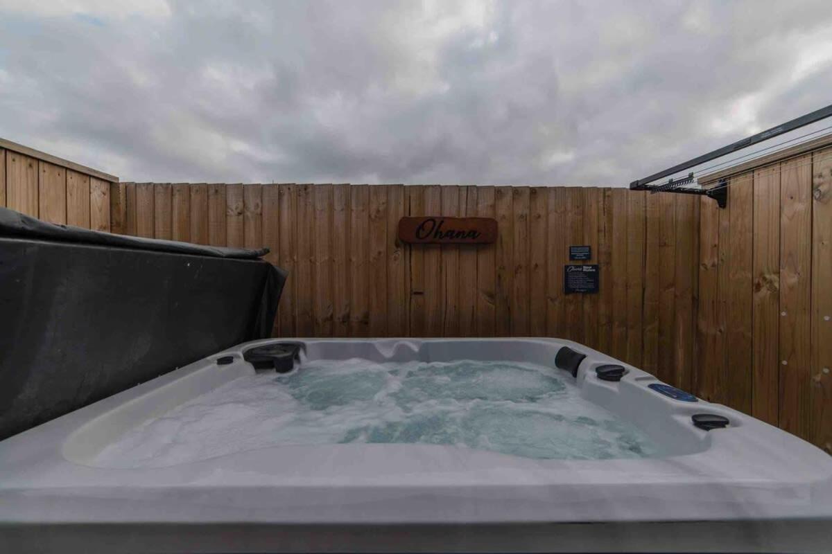 Stones Throw From The Stadium & Hot Tub Christchurch Zewnętrze zdjęcie
